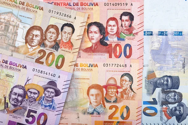 Advierten que Bolivia se encuentra en un proceso de estanflación
